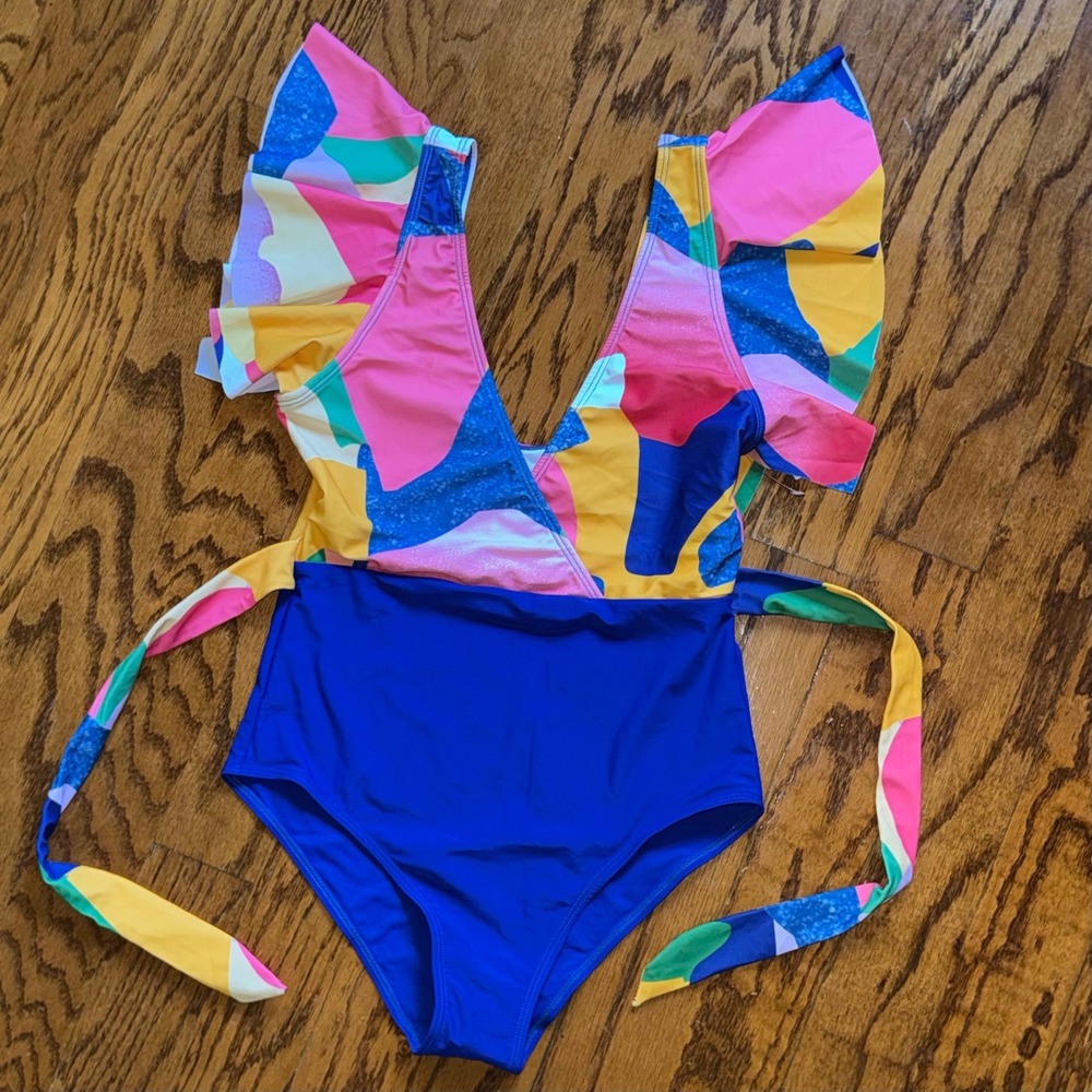 PatPat Abstract Geometric Ruffle Sleeve One Piece Swimsuit S Blue Multi NWT